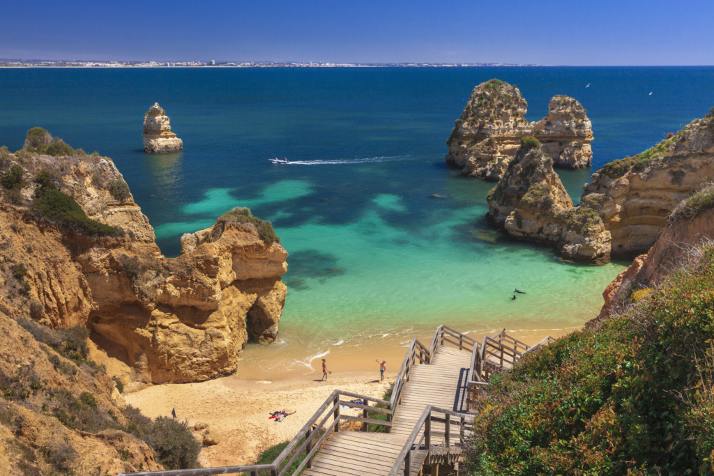 EasyJet Holidays: Planning the Perfect Family Getaway - Bargainprincess